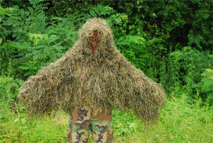 The "Tracker" Ghillie Poncho Synthetic thread version (Option: Desert)